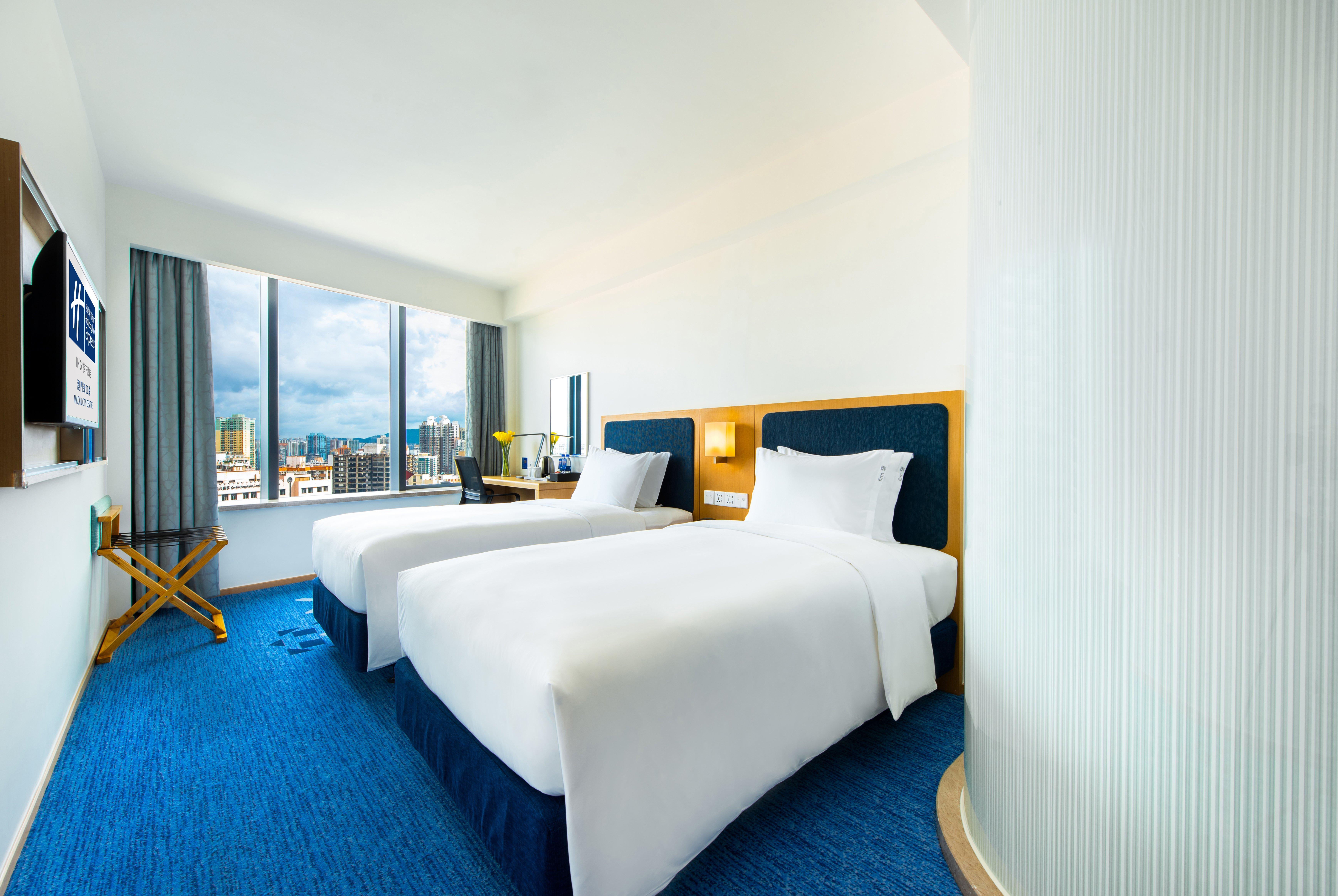 Holiday Inn Express Macau City Centre By Ihg Exterior photo